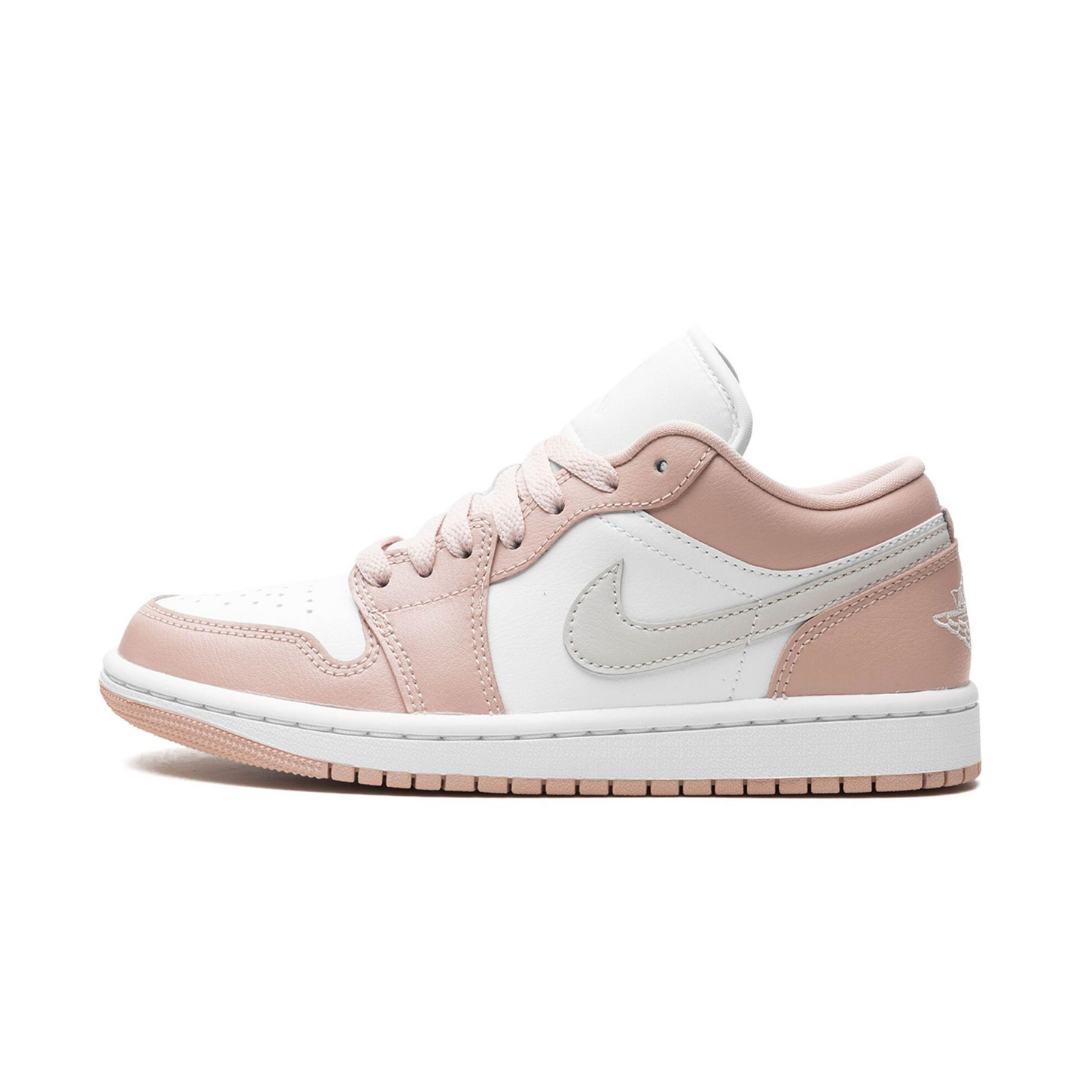 J1 Low „Crimson Tint“