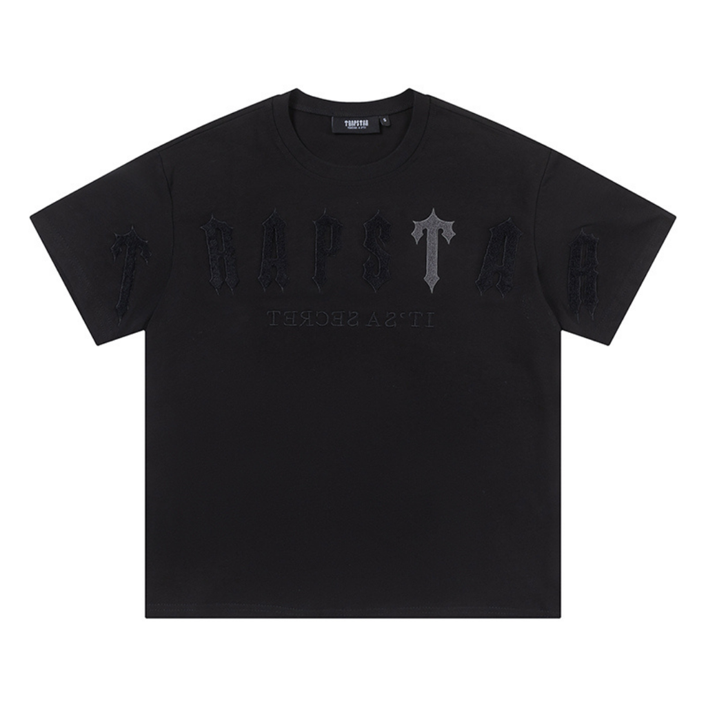 Decoded Arch Triple Black kurzes Set