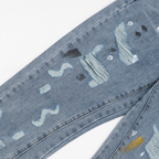 Galerie-Abteilung Schlagjeans