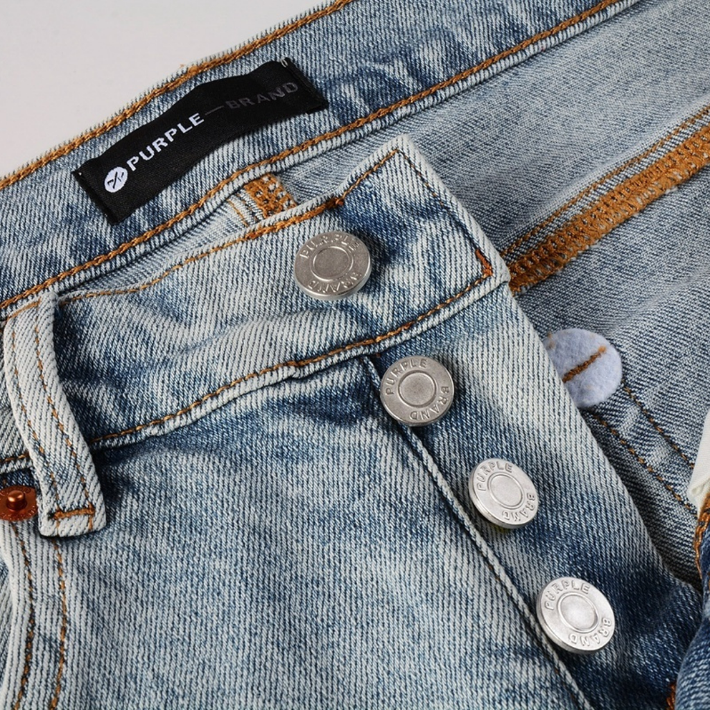 Lila Farbe Hellblaue Jeans