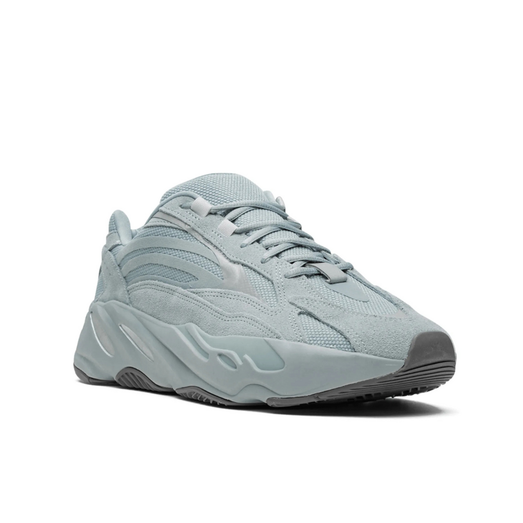 YZY - 700 V2 „Hospital Blue“