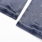 Galerie-Abteilung Schlagjeans