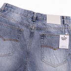 Galerie-Abteilung Schlagjeans