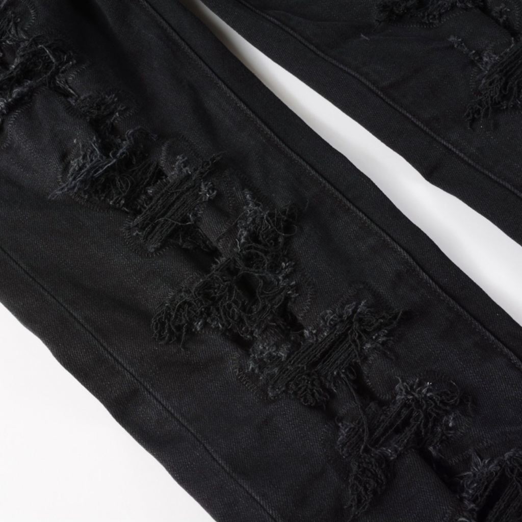 Lila Dreifach Zerrissene Schwarze Jeans