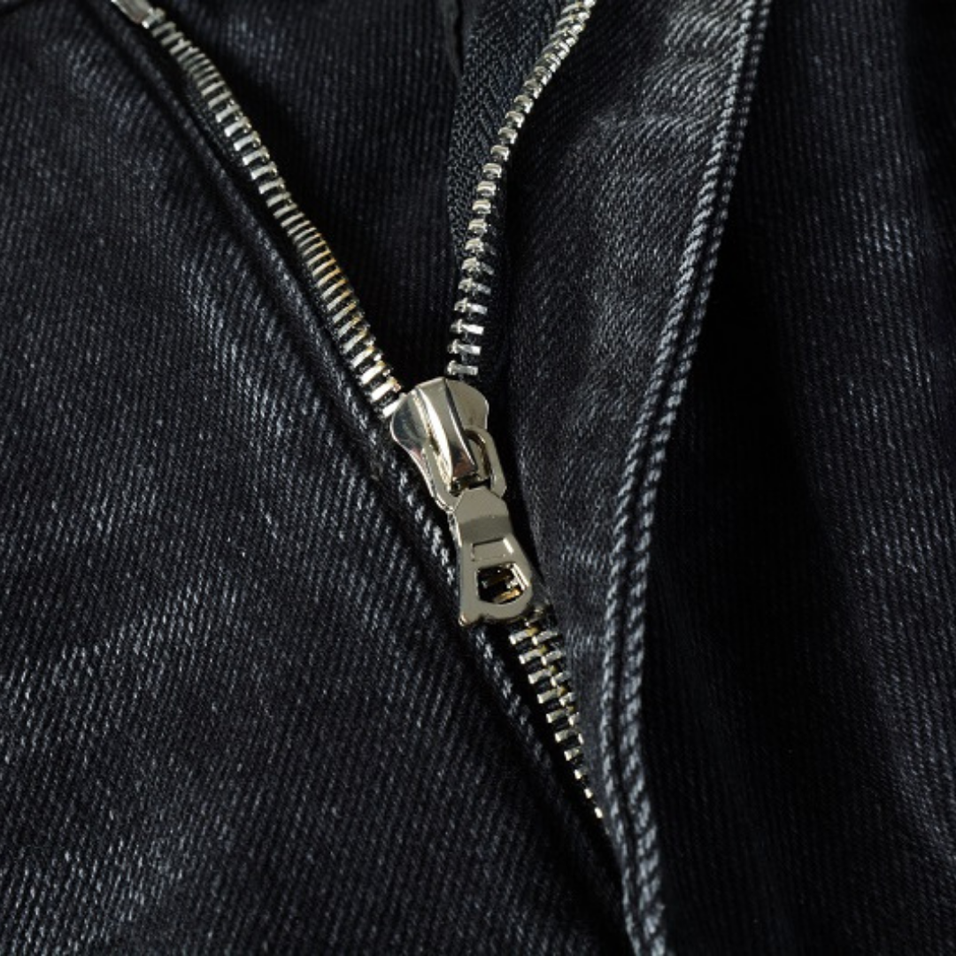 Amr schwarze Used-Jeans