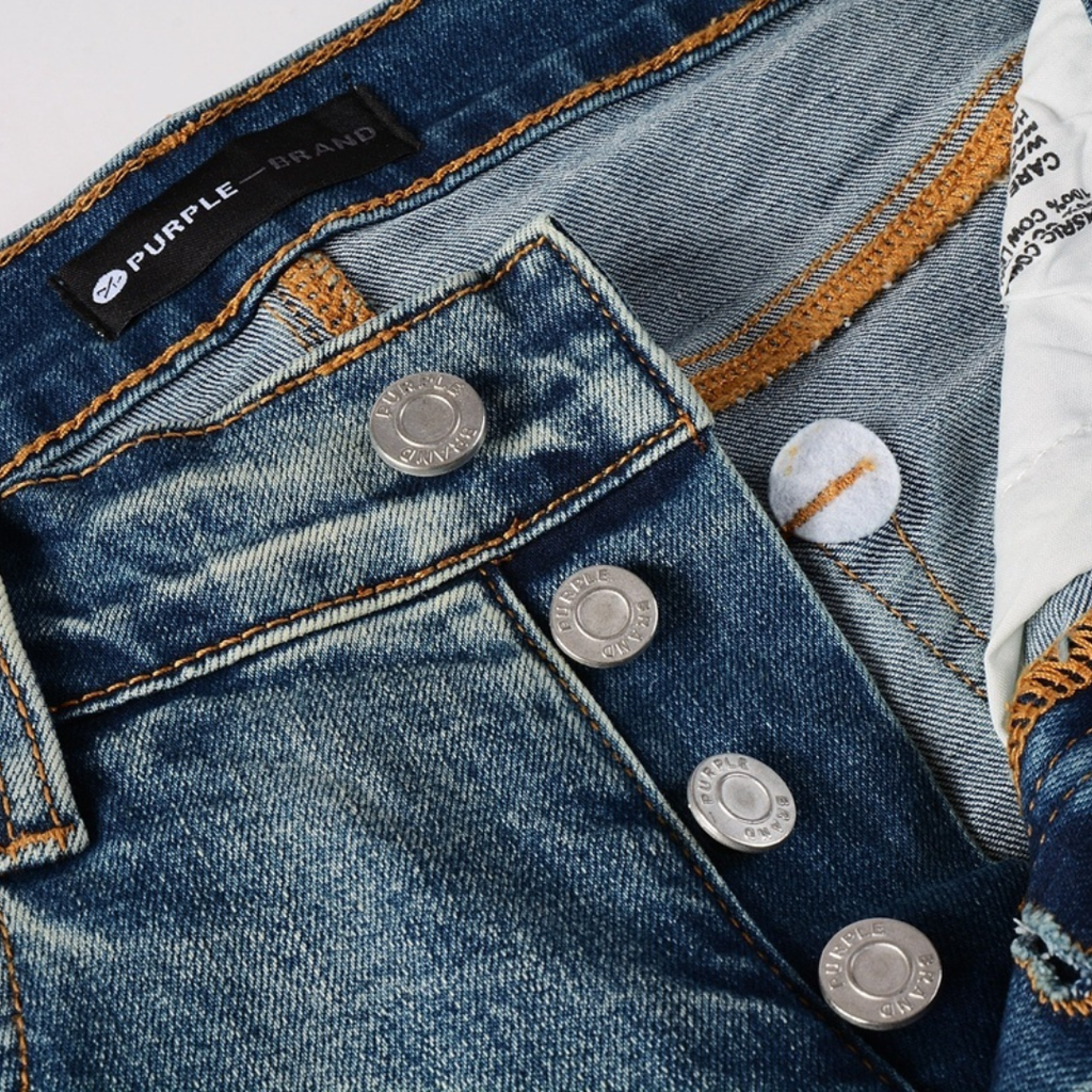 Lila zerrissene Jeans