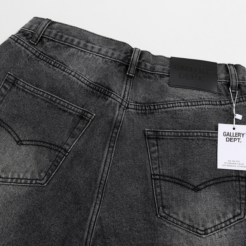 Galerie-Abteilung Schlagjeans
