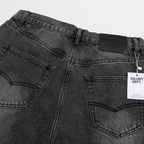 Galerie-Abteilung Schlagjeans