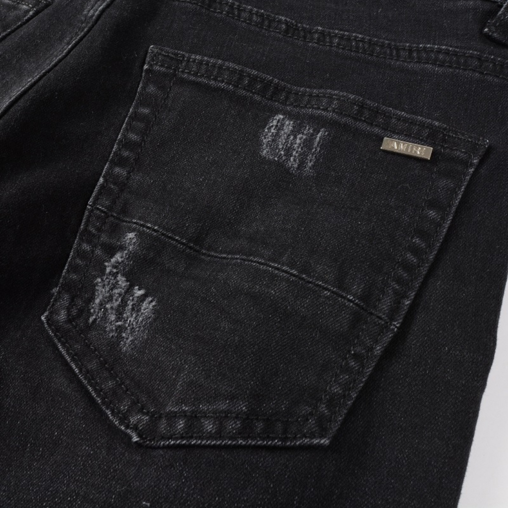 Amr Jeans mit Farbklecksen