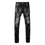 Lila Bandana Schwarze Jeans