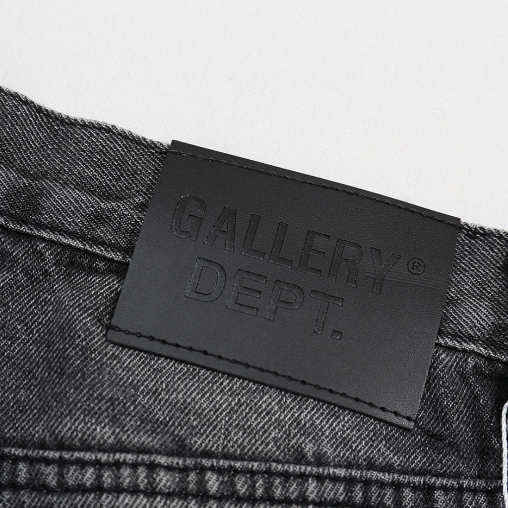 Galerie-Abteilung Schlagjeans