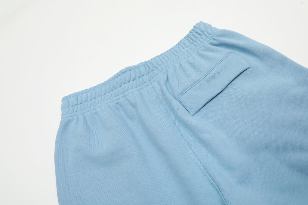 Alcatraz Babyblaue Shorts