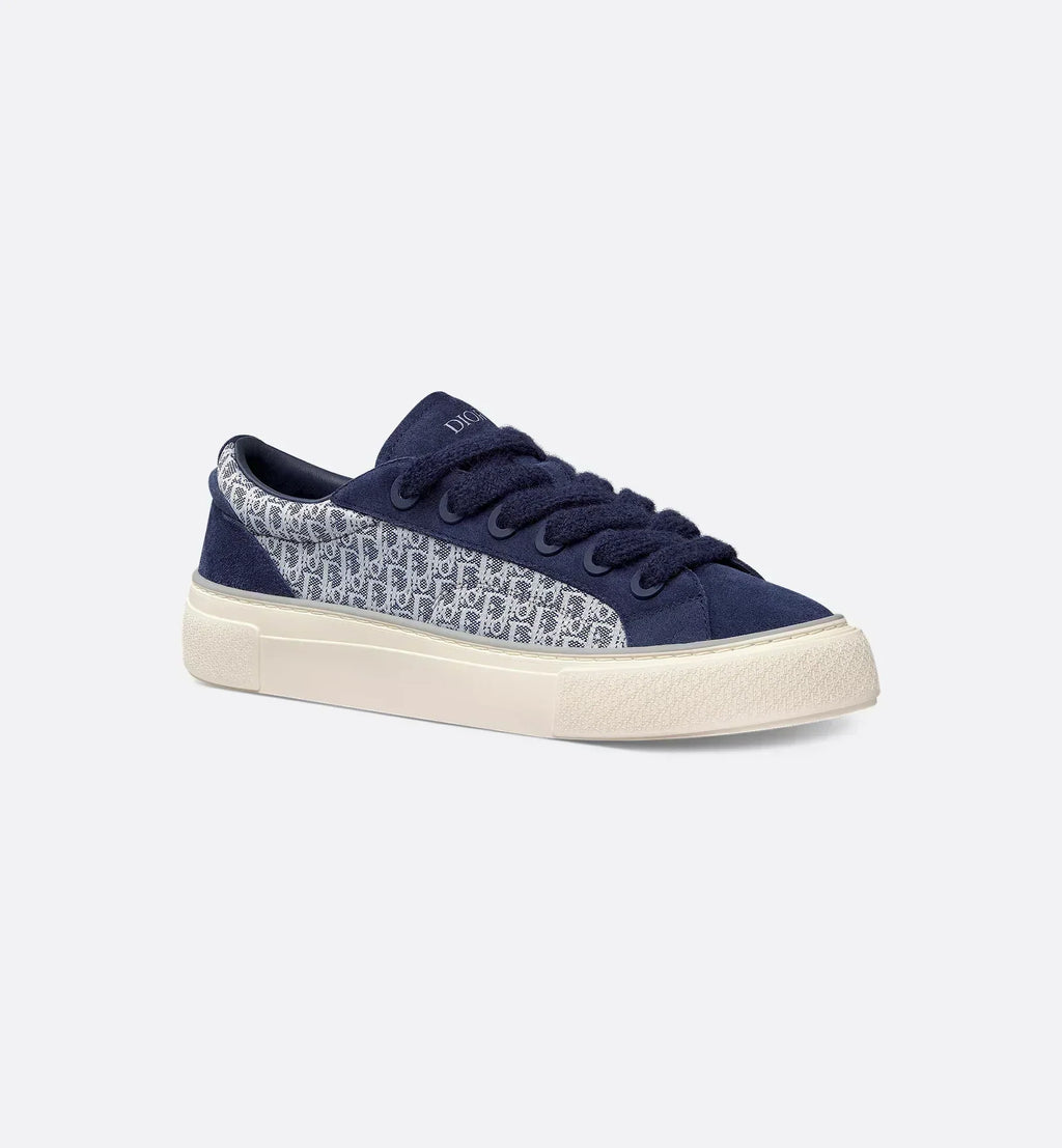 B33 Spin Sneaker