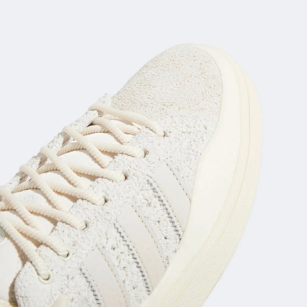 Campus Bad Bunny „Cloud White“