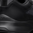 B25 Triple Black