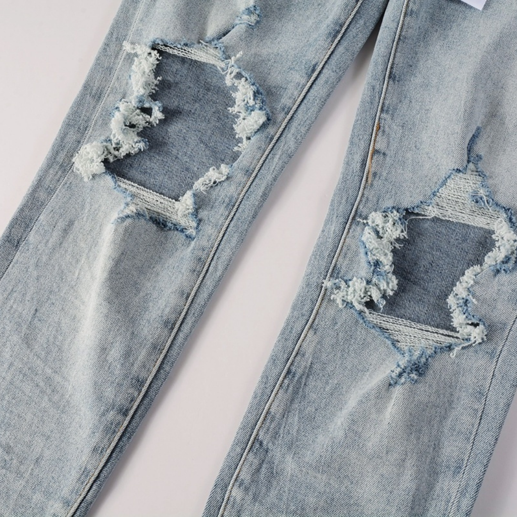 Lila dreifach zerrissene Jeans