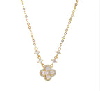 DIAMOND BLOOM NECKLACE