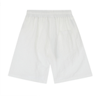 Stelle Shorts dar
