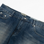 Galerie-Abteilung Schlagjeans
