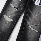 Lila Jeans mit Used-Look