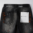 Lila Jeans mit Used-Look