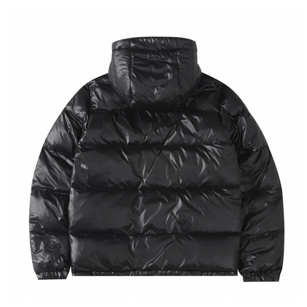 Schwarz glänzende Jacke