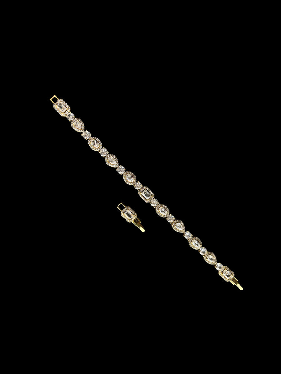 Armbänder mit mehreren Steinen