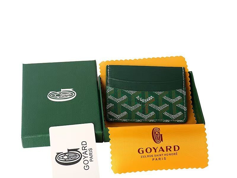 Cardholder - UNCCENSORED