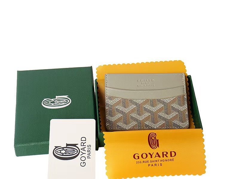 Cardholder - UNCCENSORED