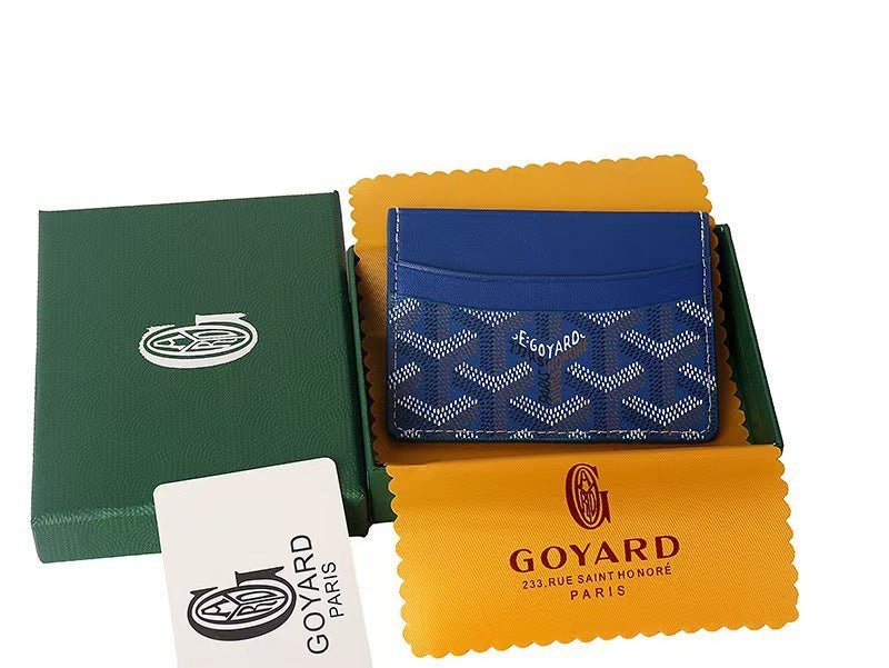 Cardholder - UNCCENSORED