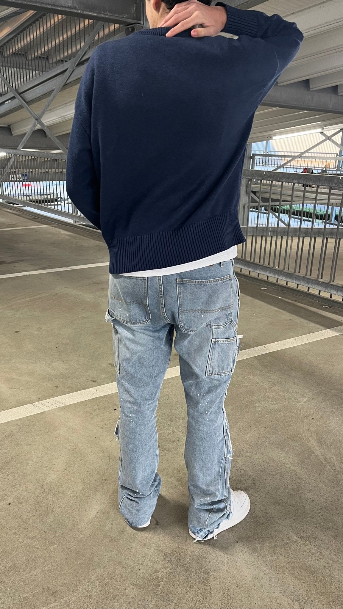 HEART SWEATER - UNCCENSORED