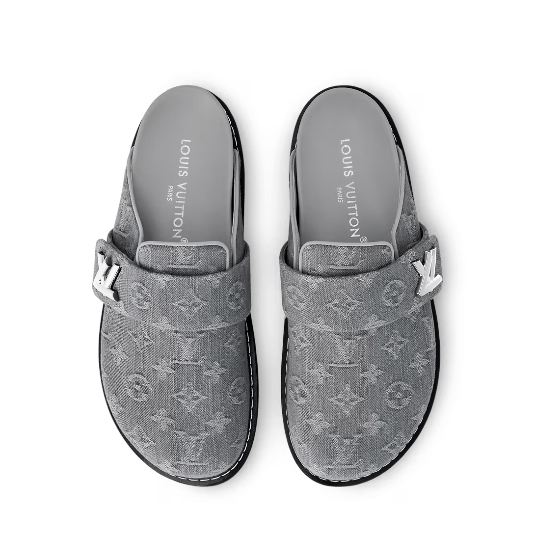 LV Cosy Slide - UNCCENSORED