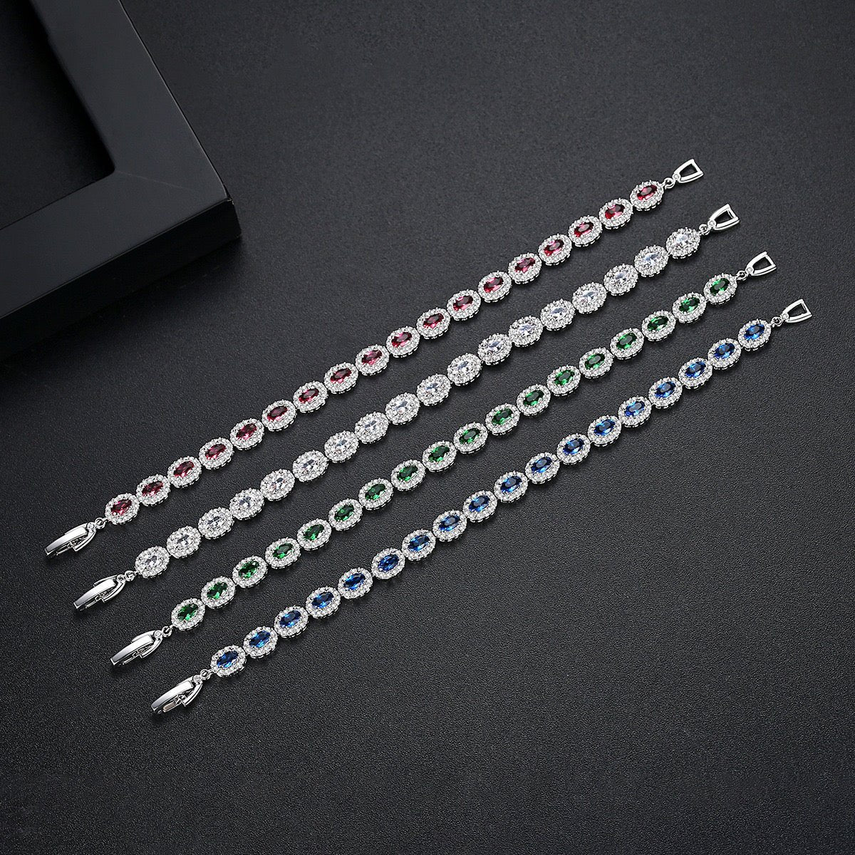 Royal Bracelet - UNCCENSORED