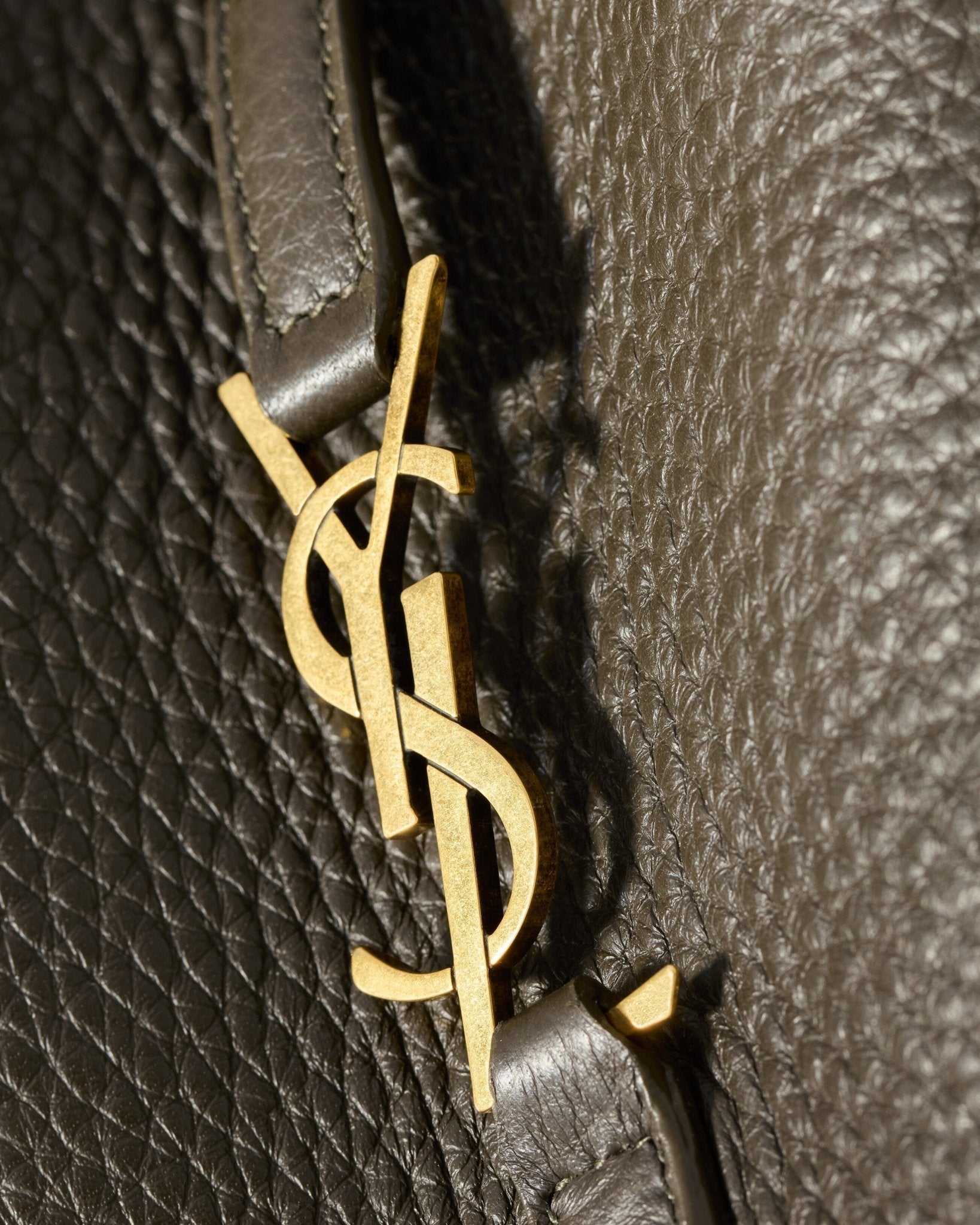 TASCHE LE 5 A 7 - UNCCENSORED